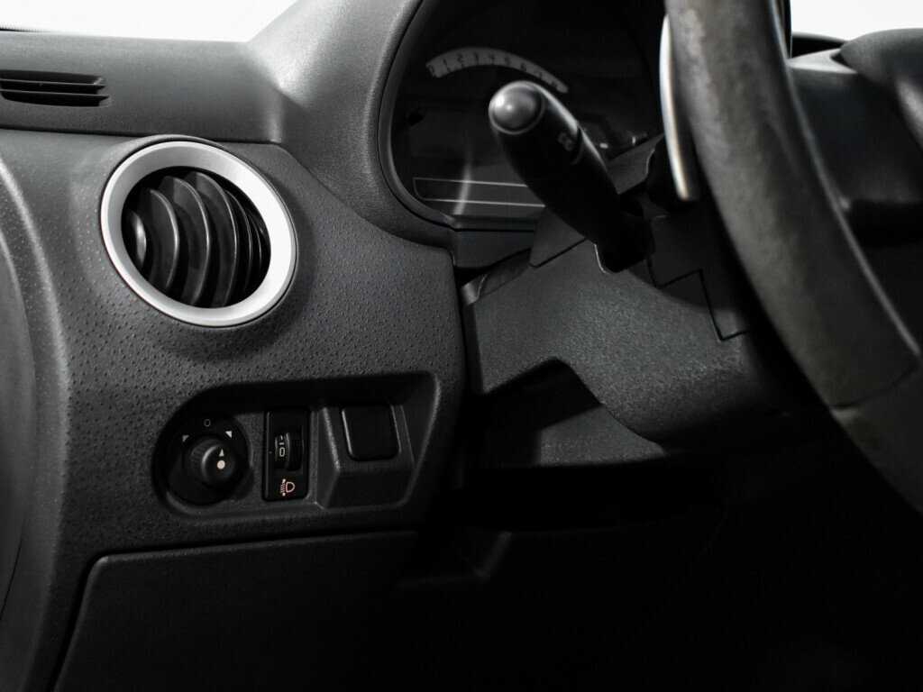 Купить Citroen C3 с пробегом. Фото: #9