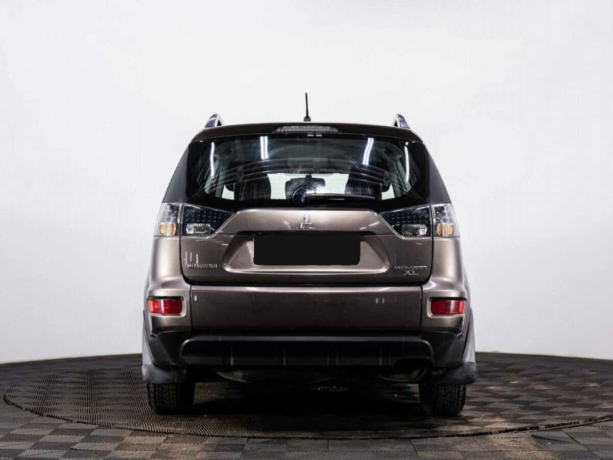 Купить Mitsubishi Outlander с пробегом. Фото: #4