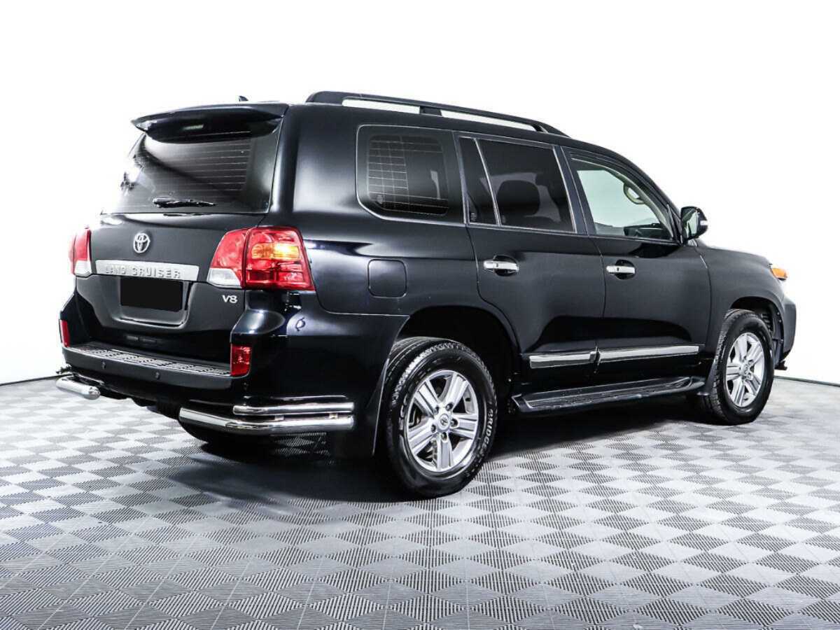 Купить Toyota Land Cruiser с пробегом. Фото: #4