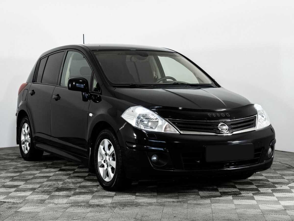Купить Nissan Tiida с пробегом. Фото: #2