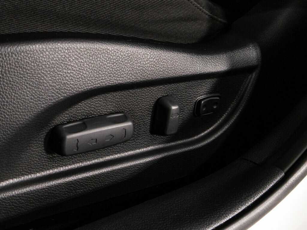 Купить Hyundai i40 с пробегом. Фото: #16