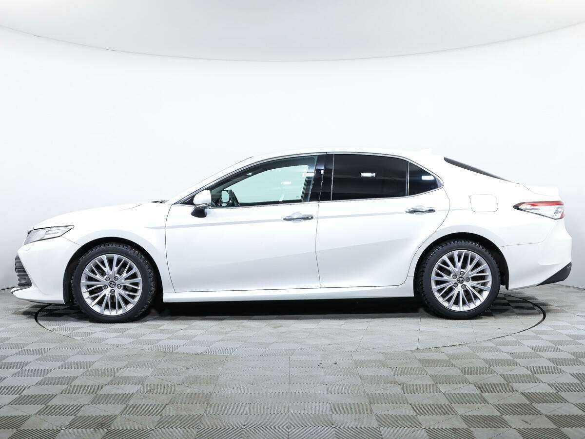 Купить Toyota Camry с пробегом. Фото: #7