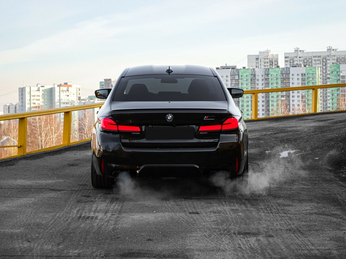 Купить BMW M5 с пробегом. Фото: #3
