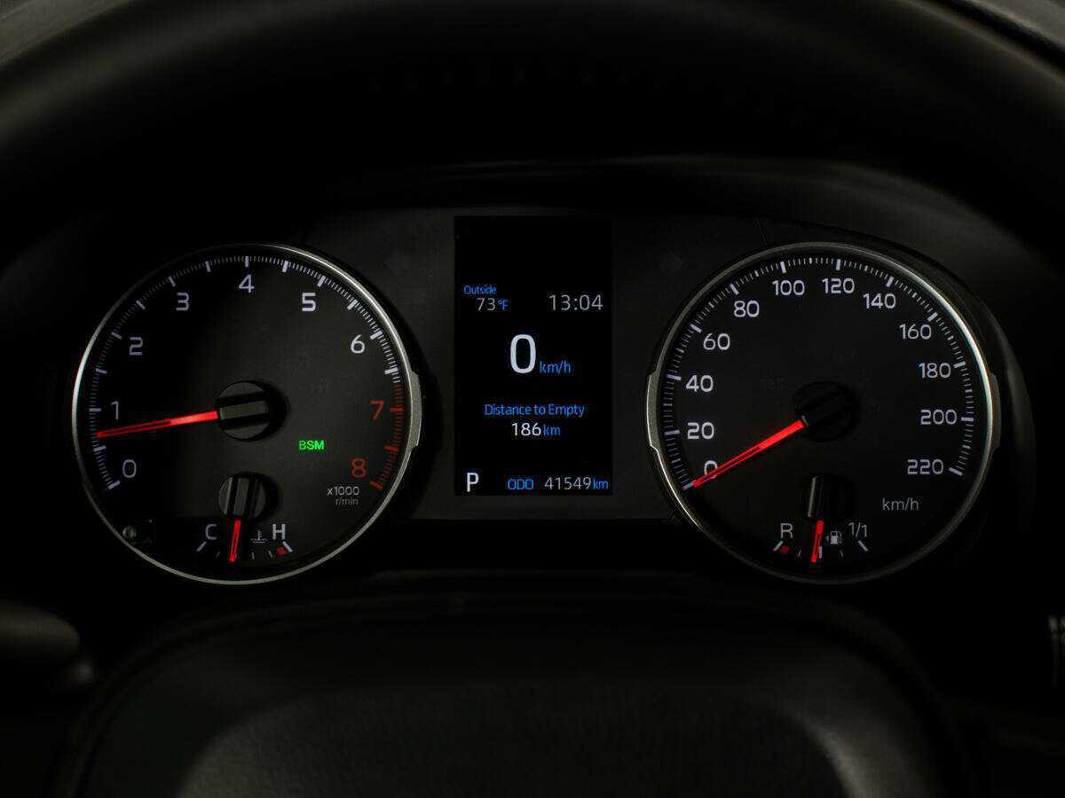 Купить Toyota RAV4 с пробегом. Фото: #9