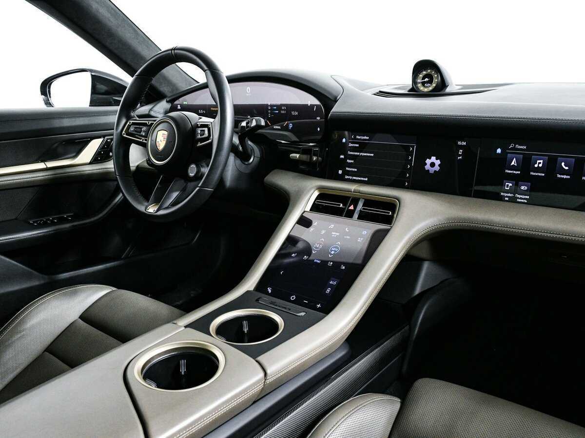 Купить Porsche Taycan с пробегом. Фото: #8