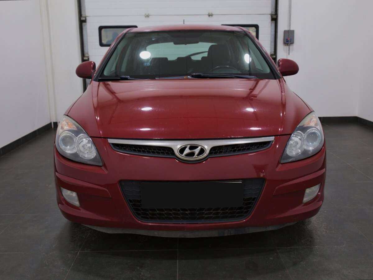 Купить Hyundai i30 с пробегом. Фото: #1