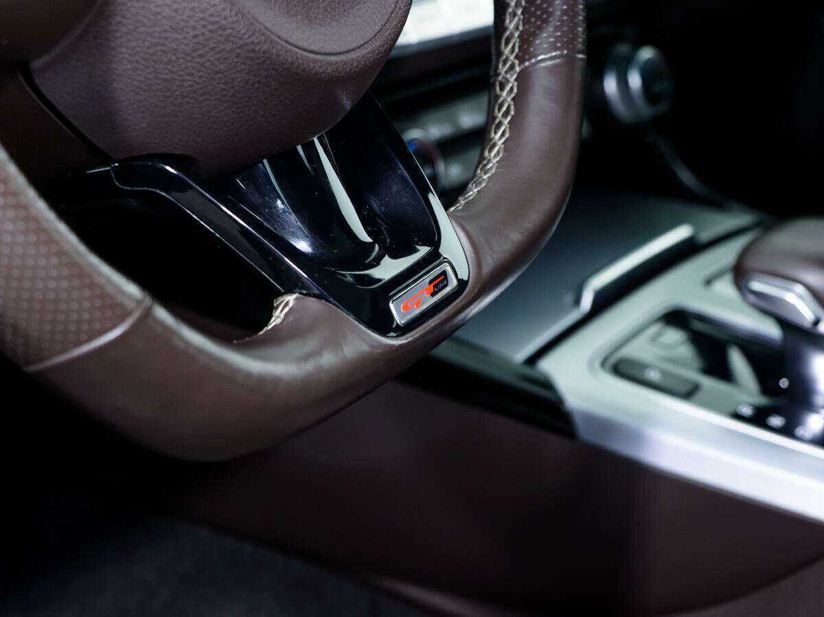 Купить Kia Stinger с пробегом. Фото: #12