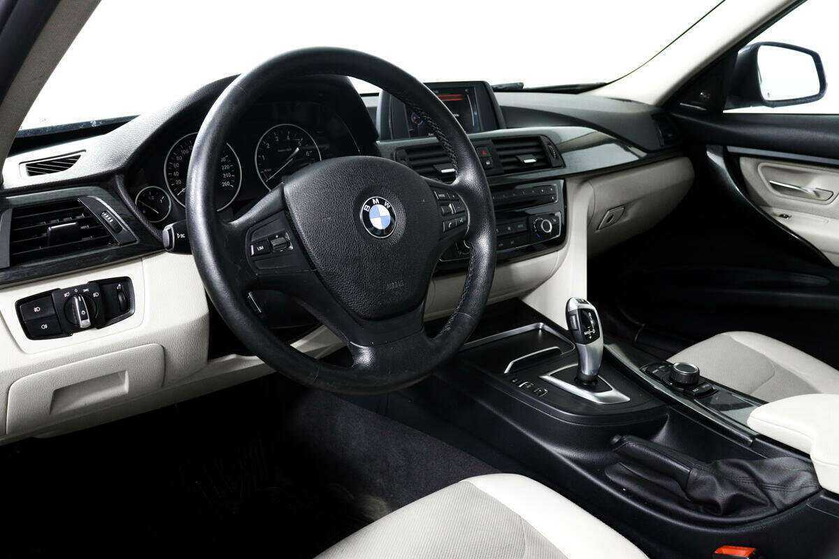 Купить BMW 3 серии с пробегом. Фото: #12