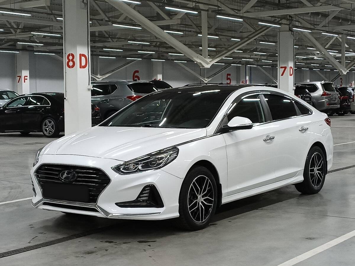 Купить Hyundai Sonata с пробегом. Посмотреть фото