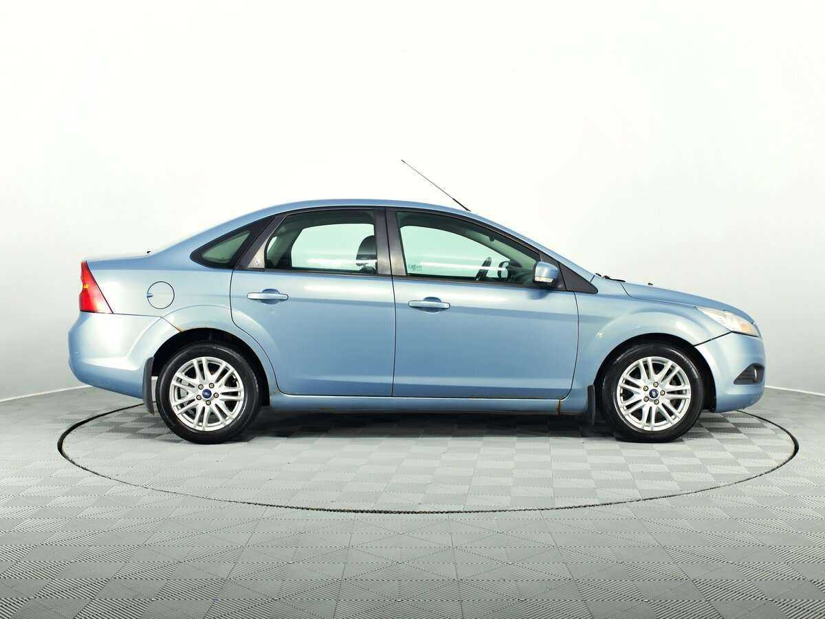 Купить Ford Focus с пробегом. Фото: #4
