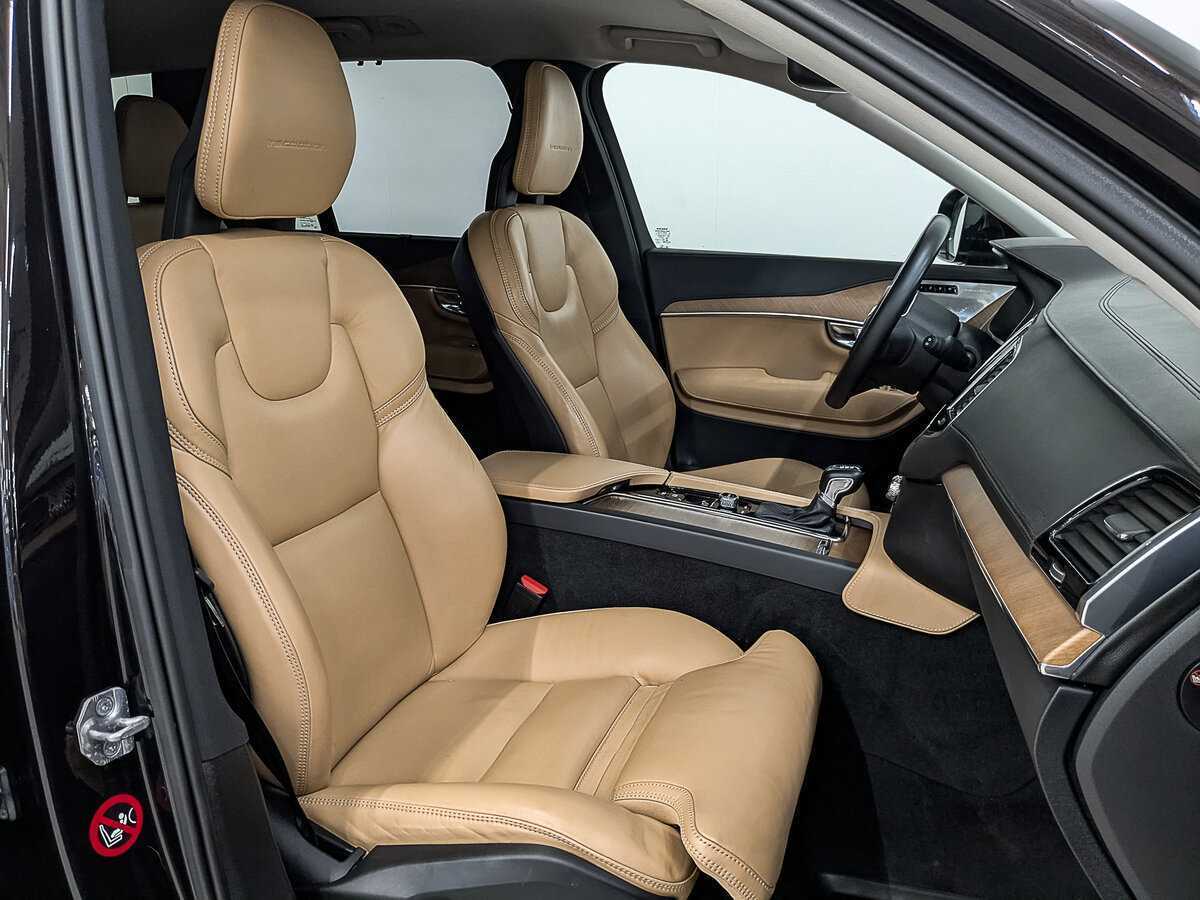 Купить Volvo XC90 с пробегом. Фото: #21