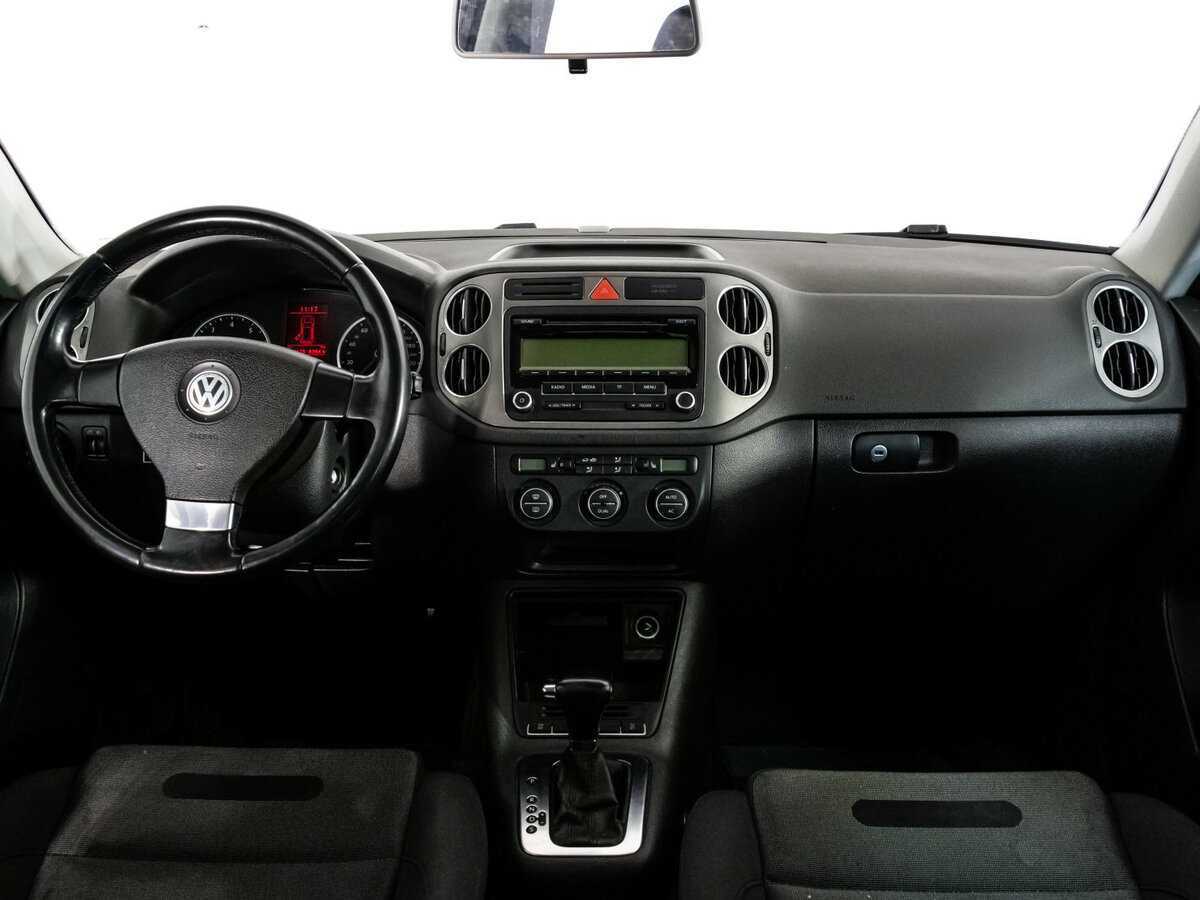 Купить Volkswagen Tiguan с пробегом. Фото: #7
