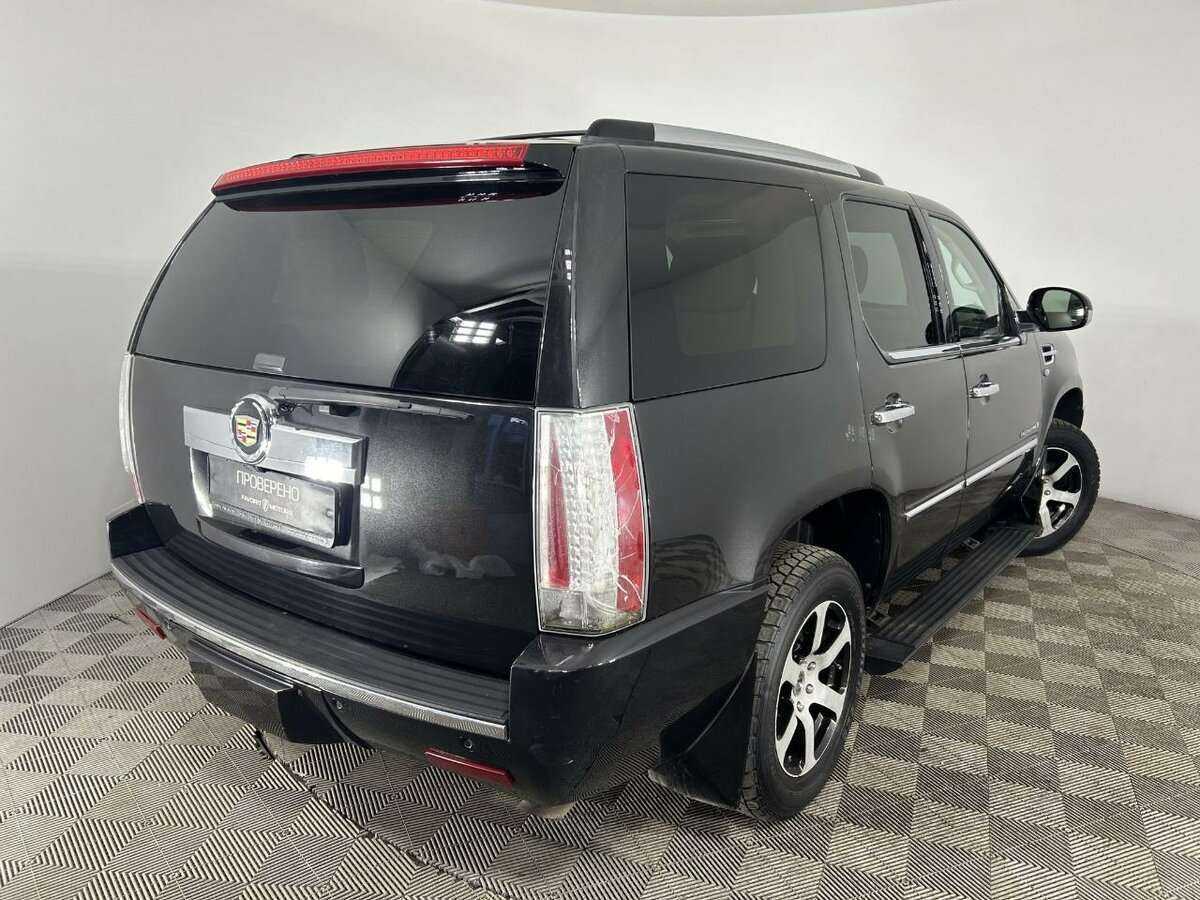 Купить Cadillac Escalade с пробегом. Фото: #5