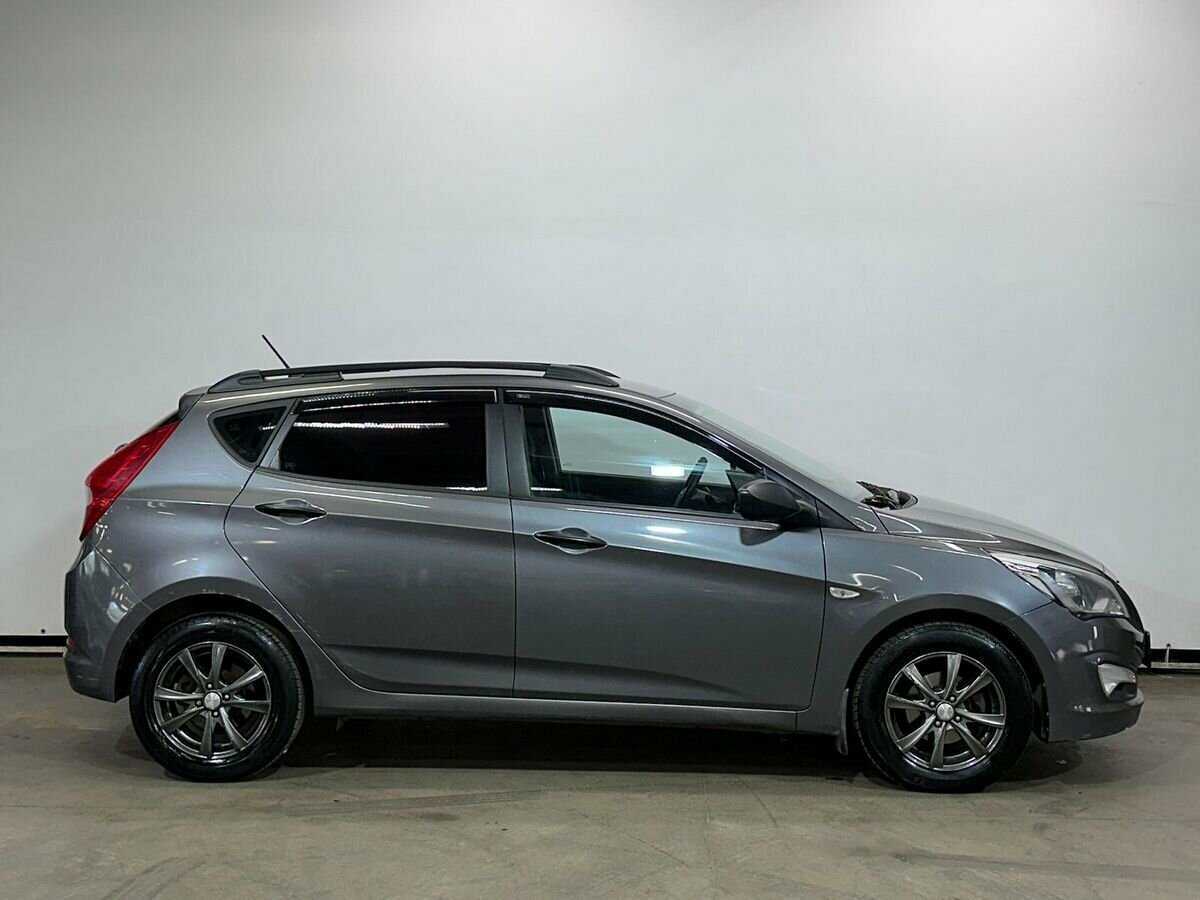 Купить Hyundai Solaris с пробегом. Фото: #3