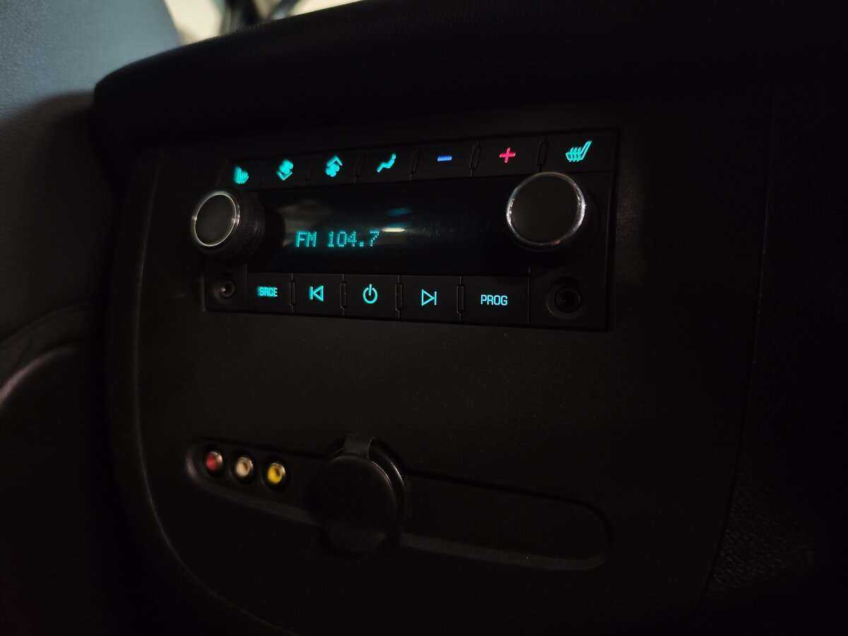 Купить Chevrolet Tahoe с пробегом. Фото: #16