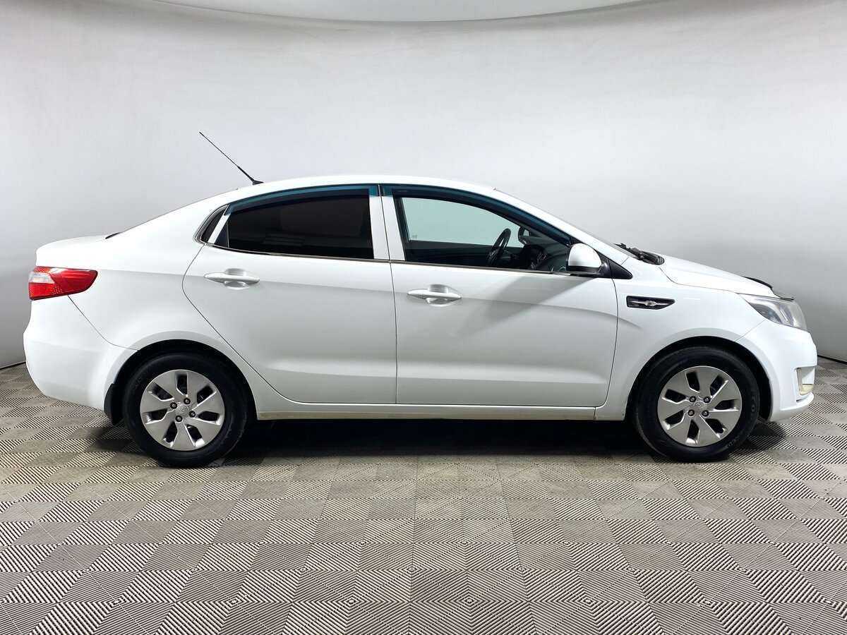 Купить Kia Rio с пробегом. Фото: #3
