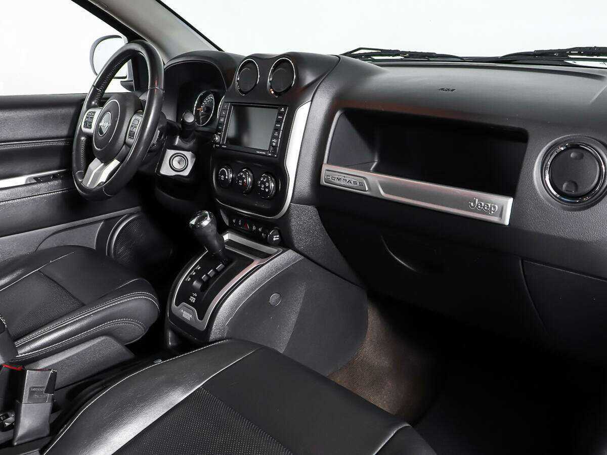 Купить Jeep Compass с пробегом. Фото: #8