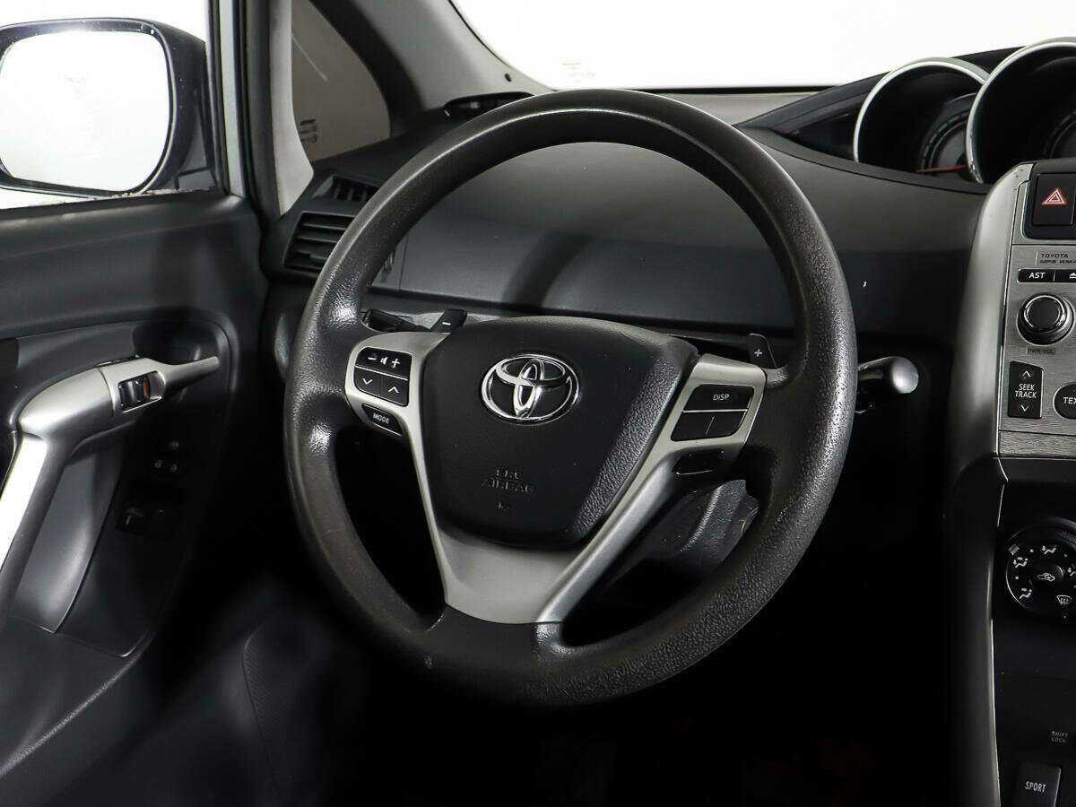 Купить Toyota Verso с пробегом. Фото: #14