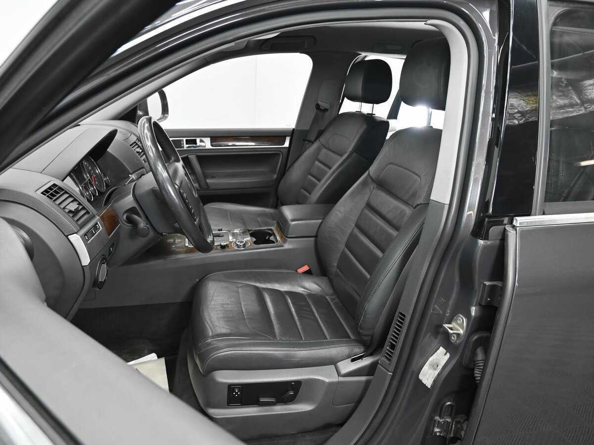 Купить Volkswagen Touareg с пробегом. Фото: #5