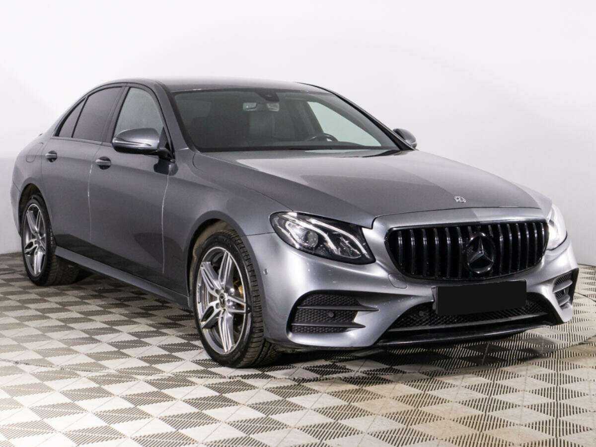 Купить Mercedes-Benz E-Класс с пробегом. Фото: #2