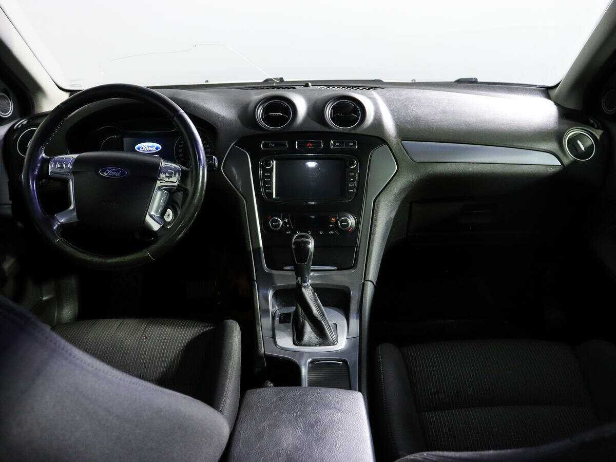 Купить Ford Mondeo с пробегом. Фото: #9