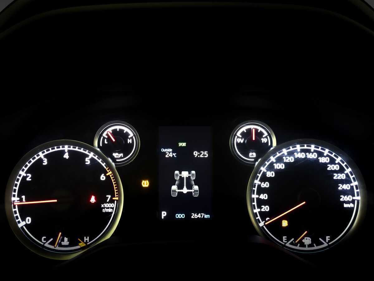 Купить Toyota Land Cruiser с пробегом. Фото: #12