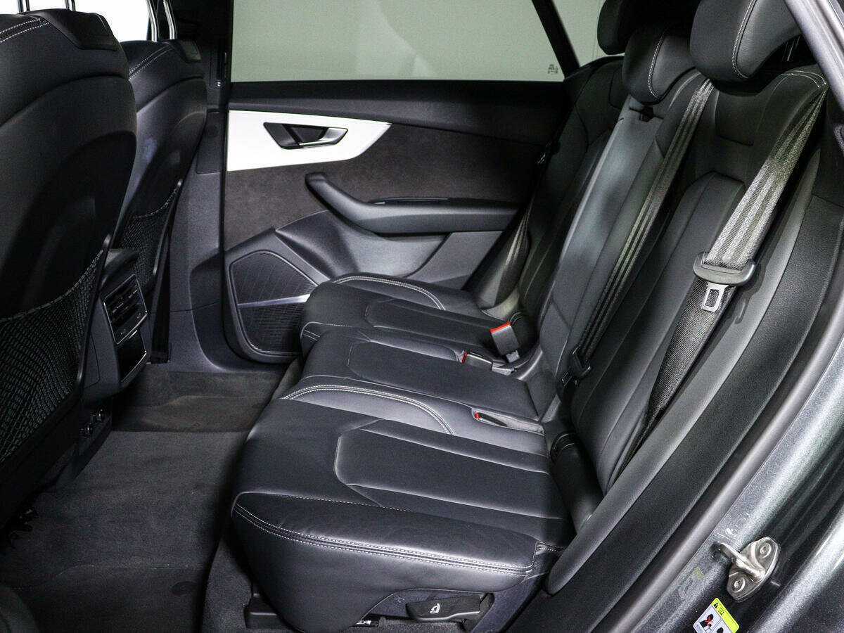 Купить Audi Q8 с пробегом. Фото: #7