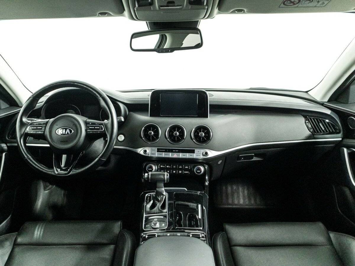 Купить Kia Stinger с пробегом. Фото: #12