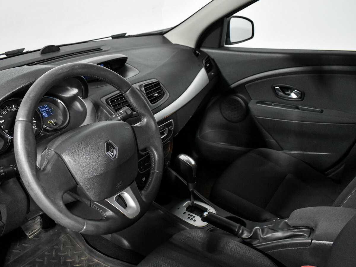 Купить Renault Megane с пробегом. Фото: #8