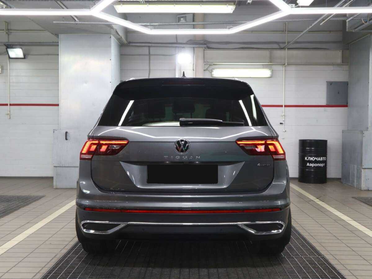 Купить Volkswagen Tiguan с пробегом. Фото: #3