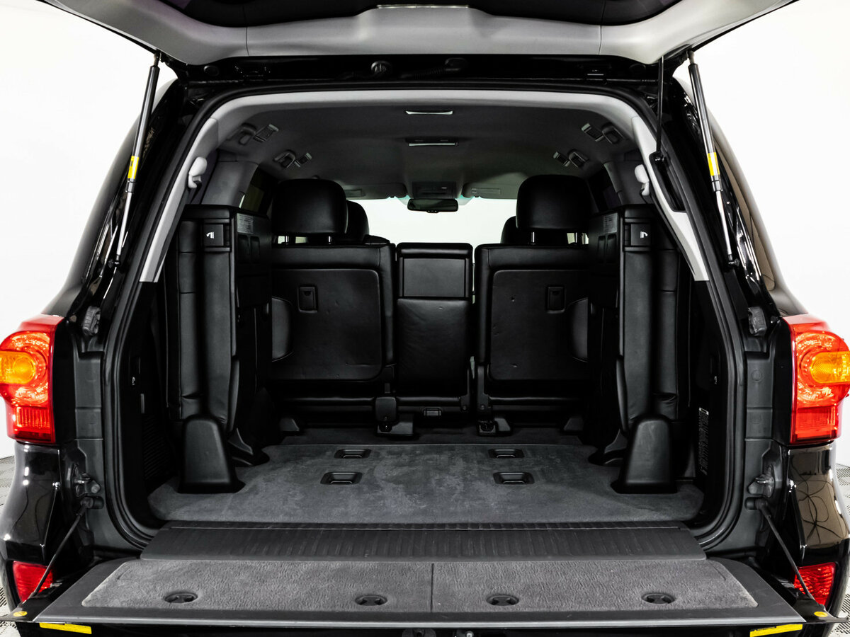 Купить Toyota Land Cruiser с пробегом. Фото: #27