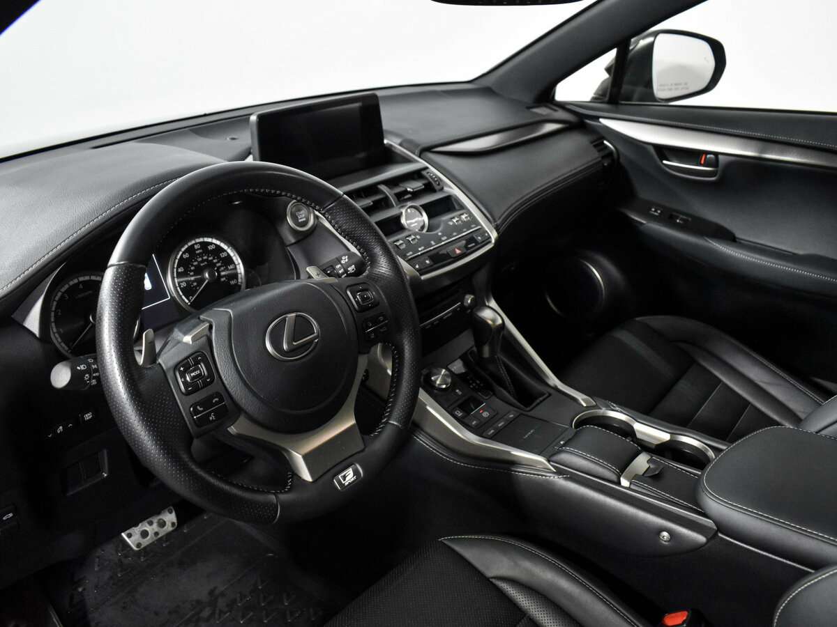 Купить Lexus NX с пробегом. Фото: #8