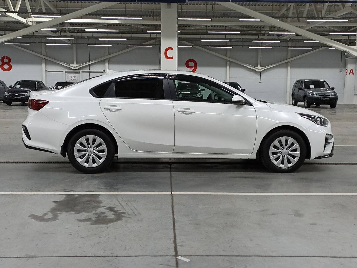 Купить Kia Cerato с пробегом. Фото: #3