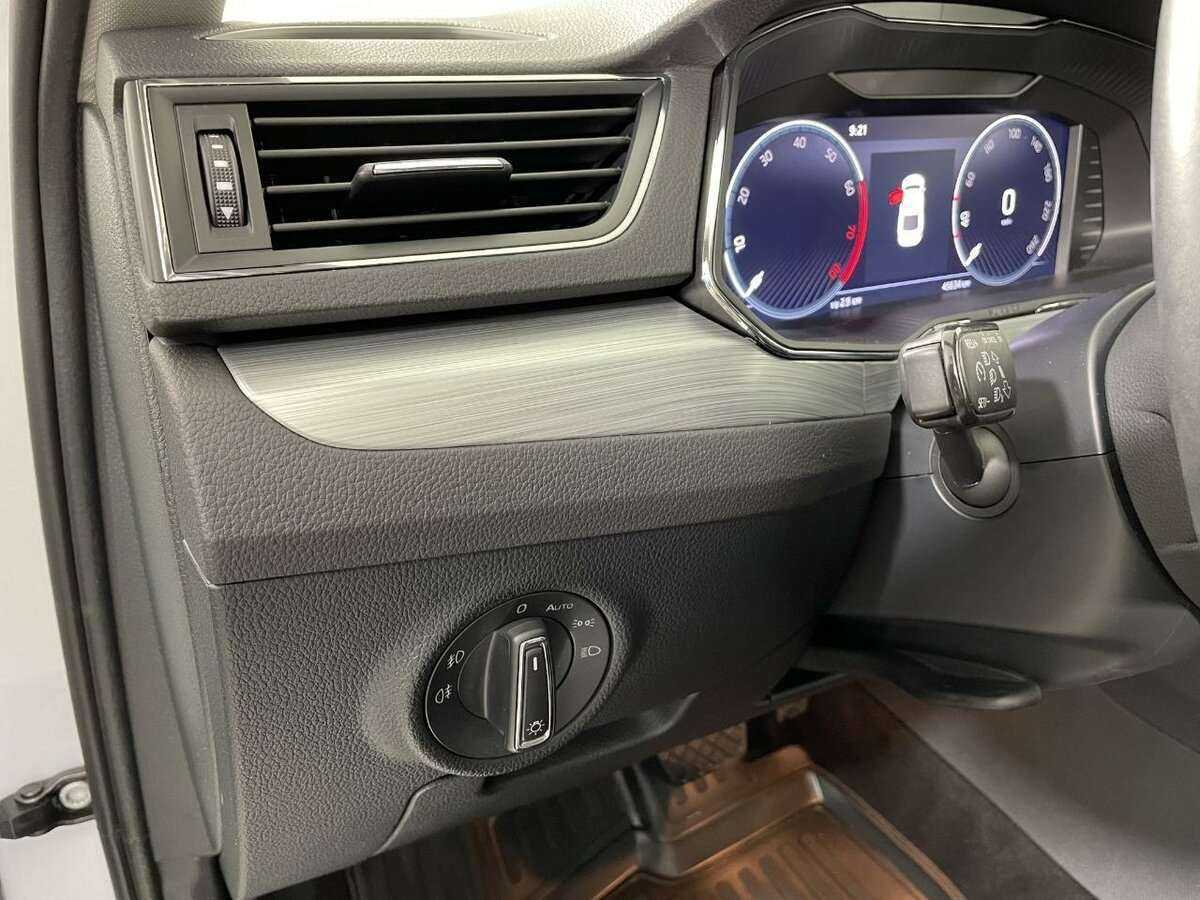 Купить Skoda Superb с пробегом. Фото: #7