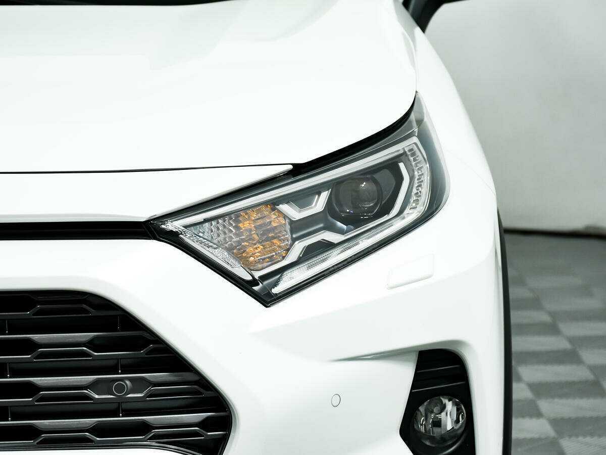 Купить Toyota RAV4 с пробегом. Фото: #14