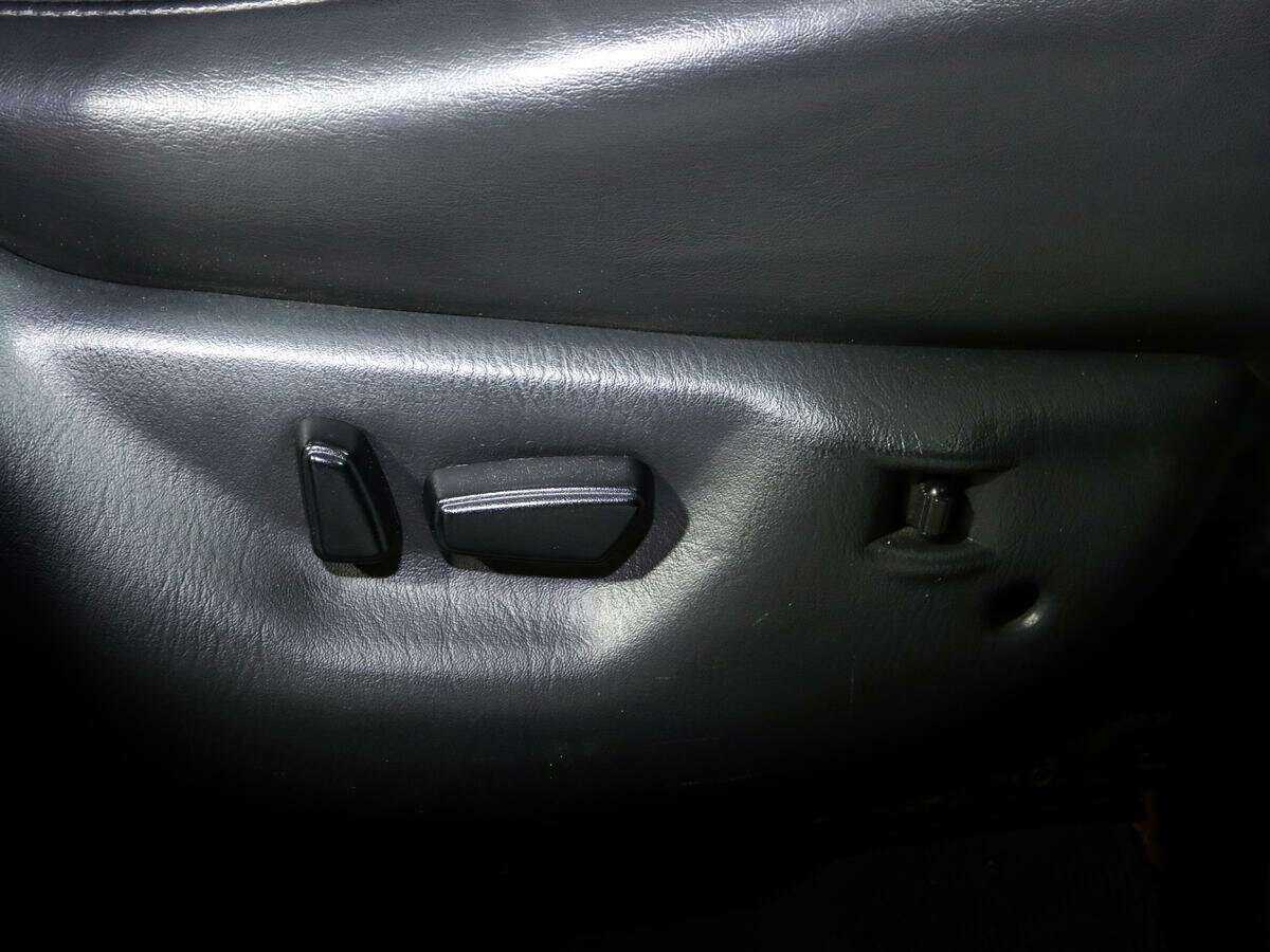Купить Jeep Grand Cherokee с пробегом. Фото: #13