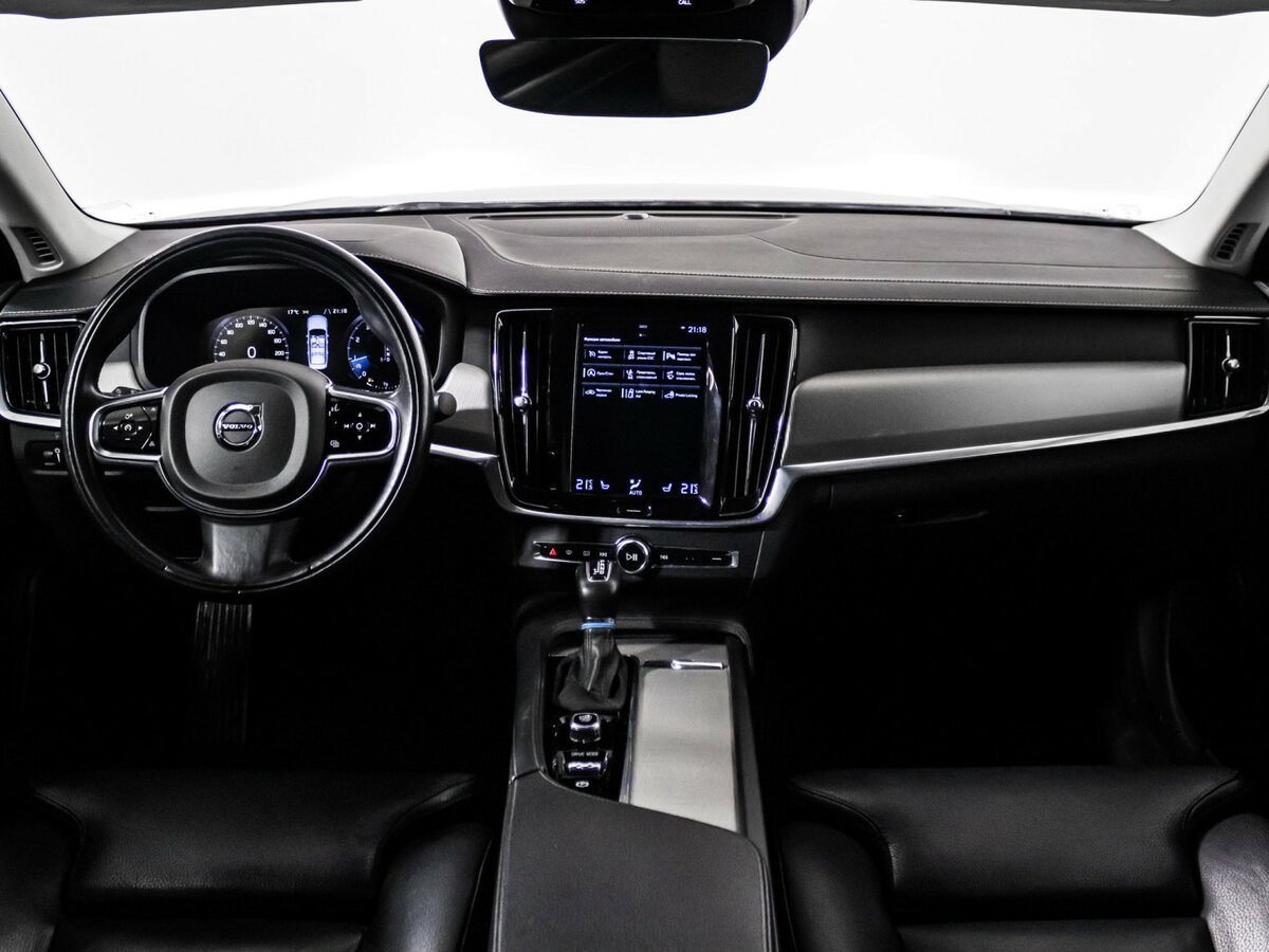 Купить Volvo S90 с пробегом. Фото: #9