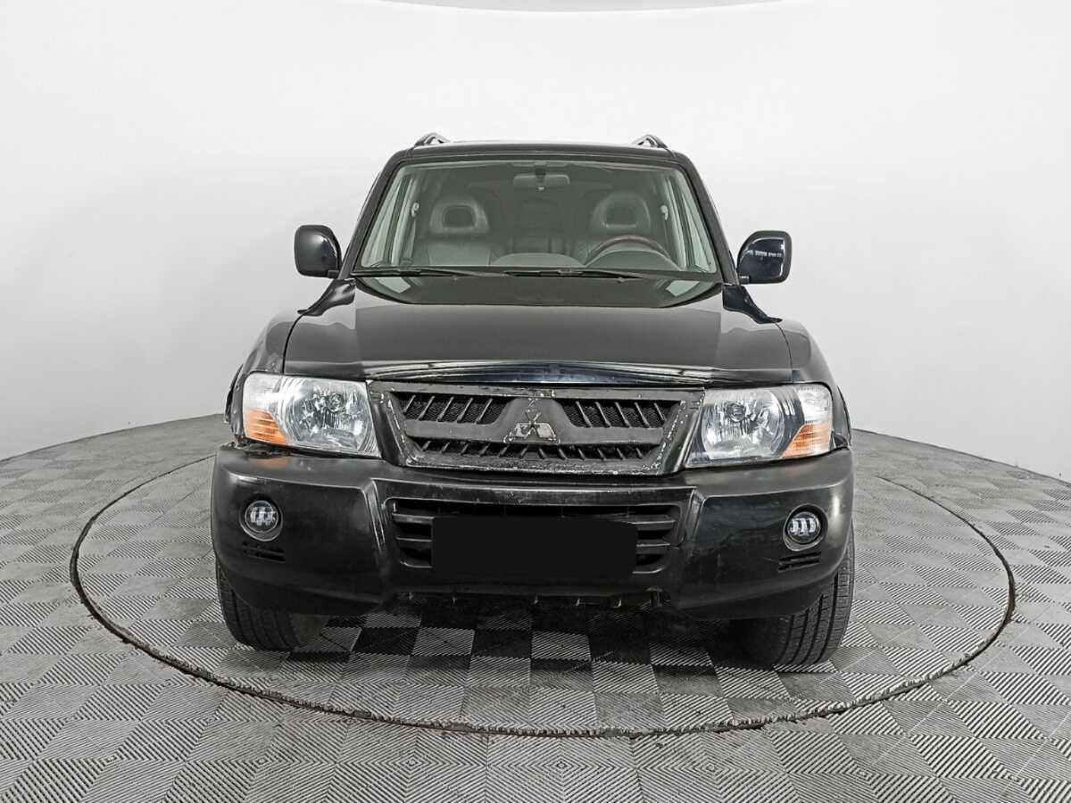 Купить Mitsubishi Pajero с пробегом. Фото: #1