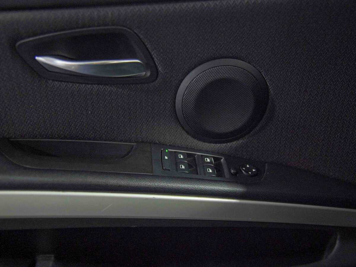 Купить BMW 3 серии с пробегом. Фото: #9
