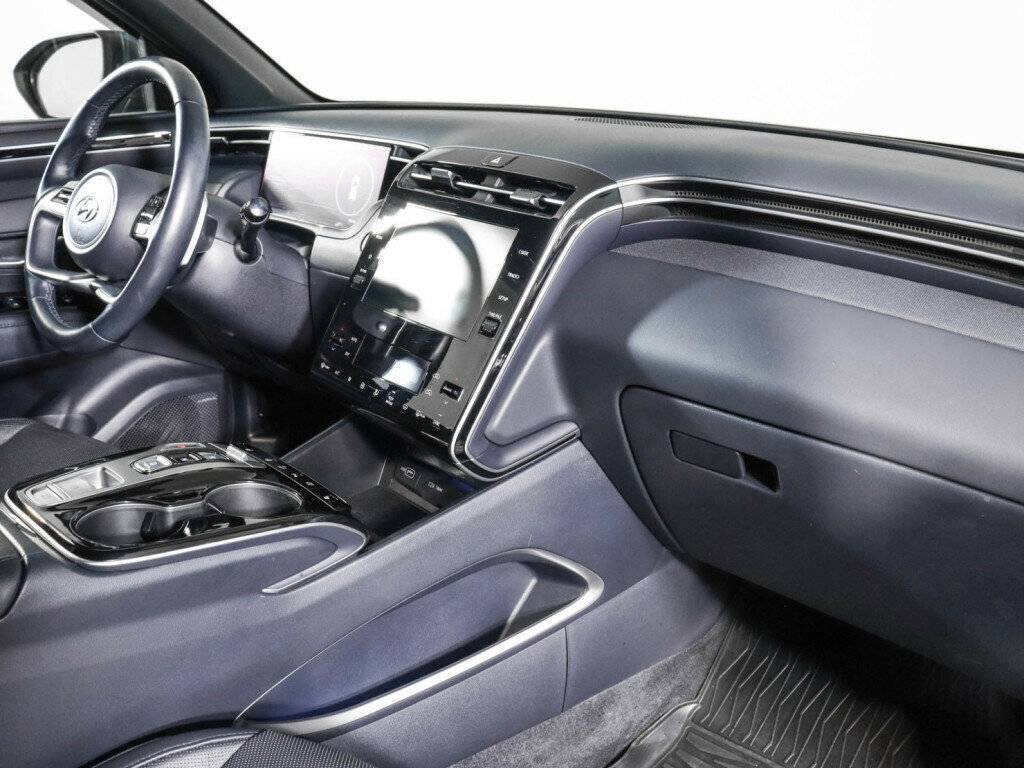 Купить Hyundai Tucson с пробегом. Фото: #3