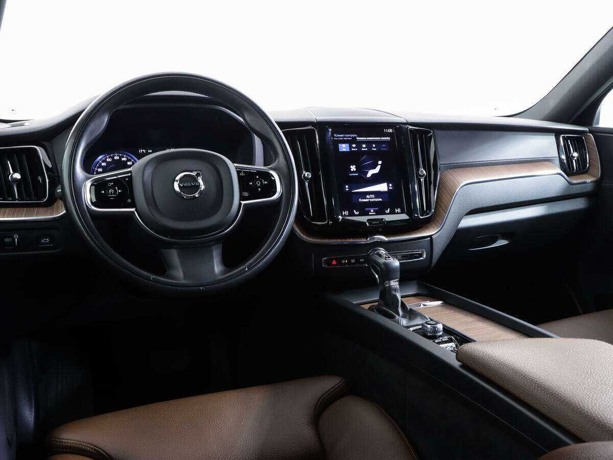 Купить Volvo XC60 с пробегом. Фото: #9