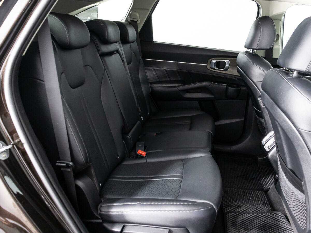 Купить Kia Sorento с пробегом. Фото: #25