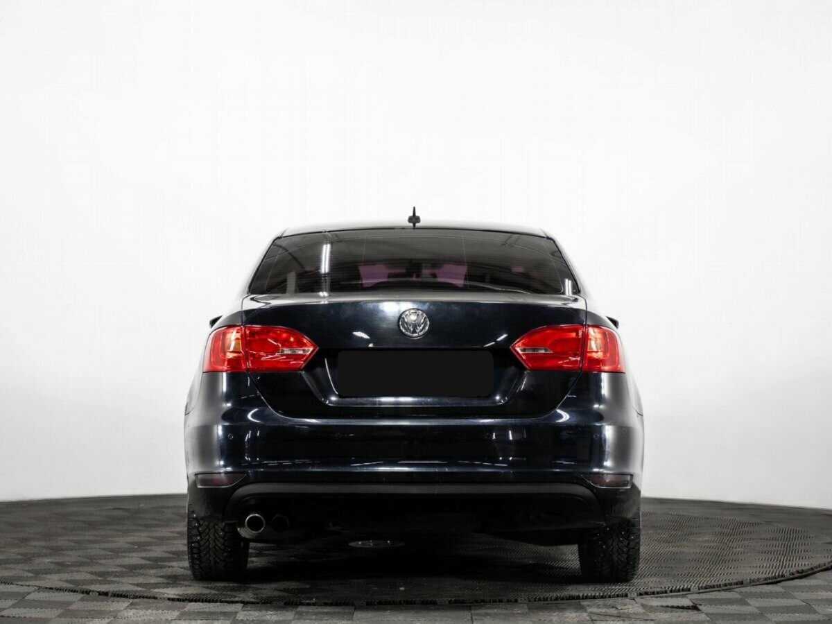 Купить Volkswagen Jetta с пробегом. Фото: #4