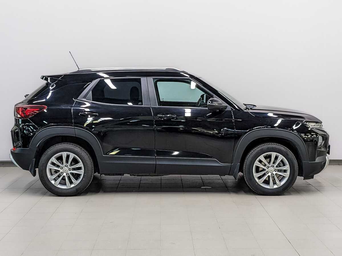 Купить Chevrolet TrailBlazer с пробегом. Фото: #3