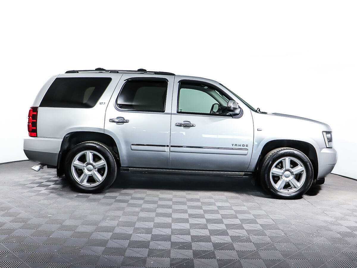 Купить Chevrolet Tahoe с пробегом. Фото: #3