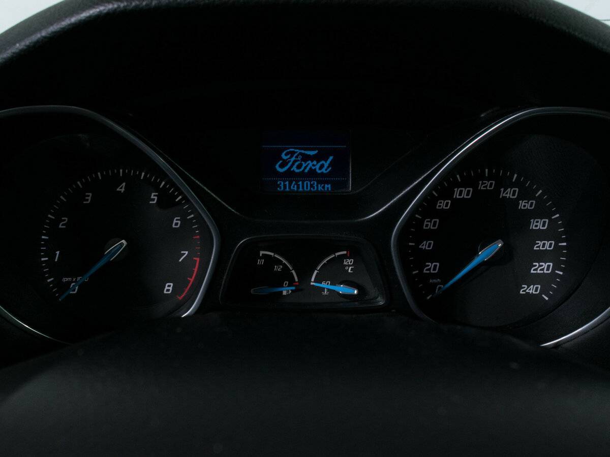 Купить Ford Focus с пробегом. Фото: #10