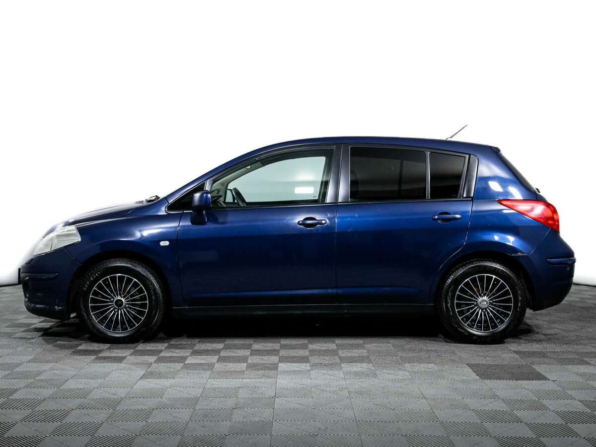 Купить Nissan Tiida с пробегом. Фото: #7