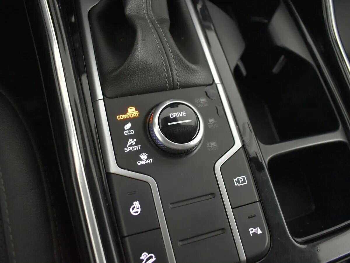 Купить Kia Sorento с пробегом. Фото: #17