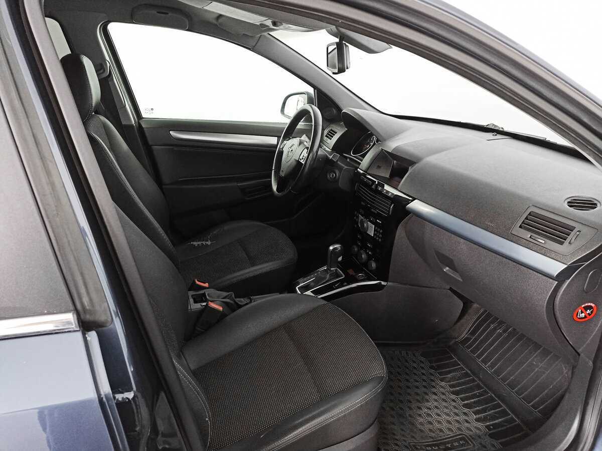 Купить Opel Astra с пробегом. Фото: #8