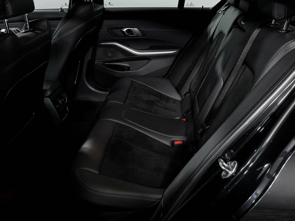 Купить BMW 3 серии с пробегом. Фото: #9